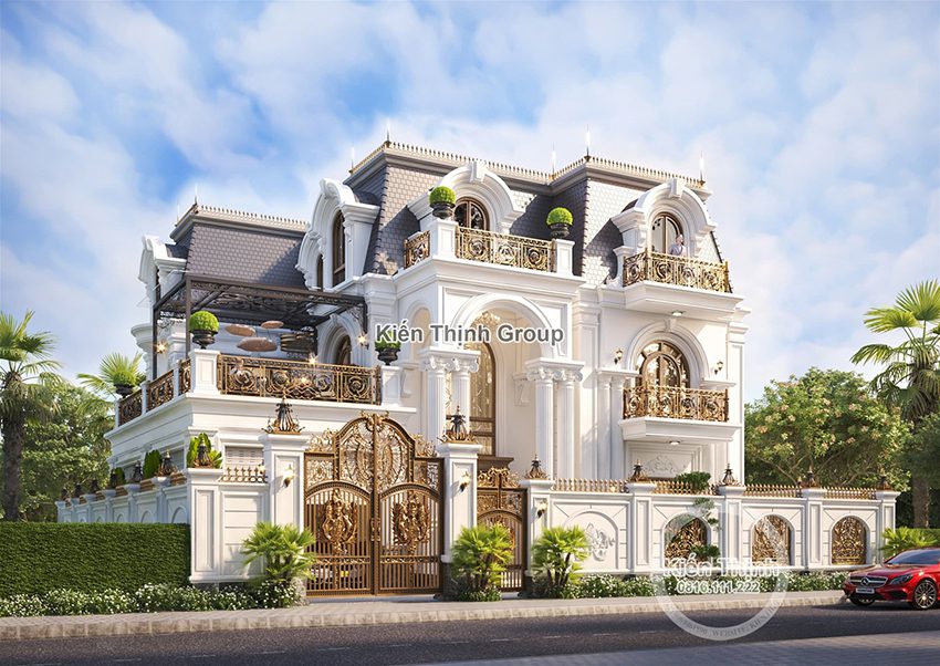 Nổi bật trên tông trắng chủ đạo của biệt thự là các hoa văn mạ vàng xa xỉ, cầu kỳ, thể hiện đẳng cấp của gia chủ
