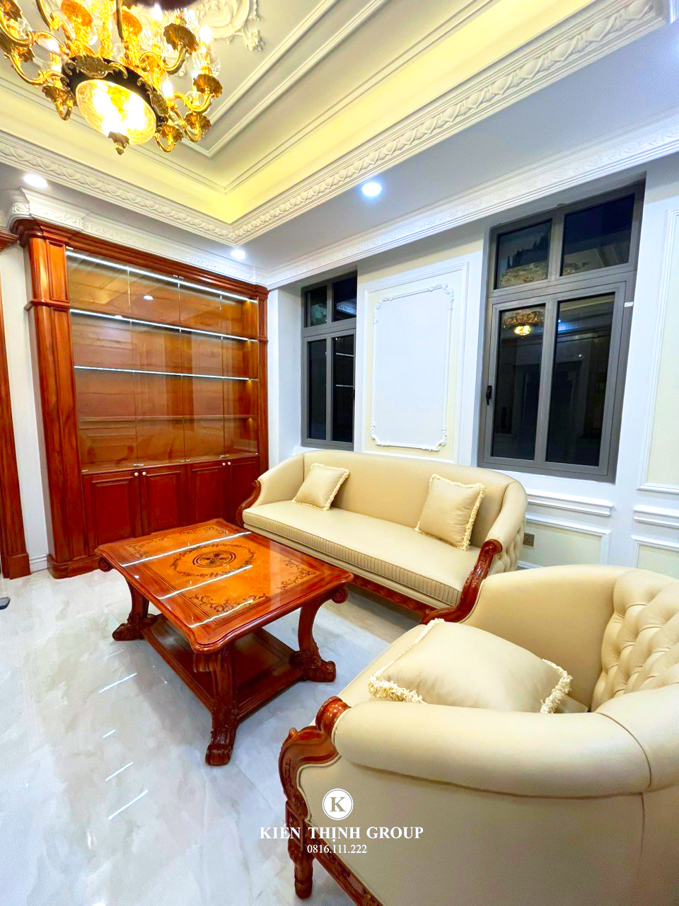 Thi công nội thất gỗ gõ đỏ cho không gian sinh hoạt chung