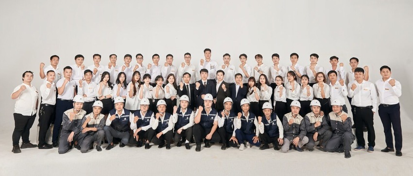 Đội ngũ nhân lực Kiến Thịnh Group được đào tạo bài bản, đem đến cho khách hàng dịch vụ vượt trội