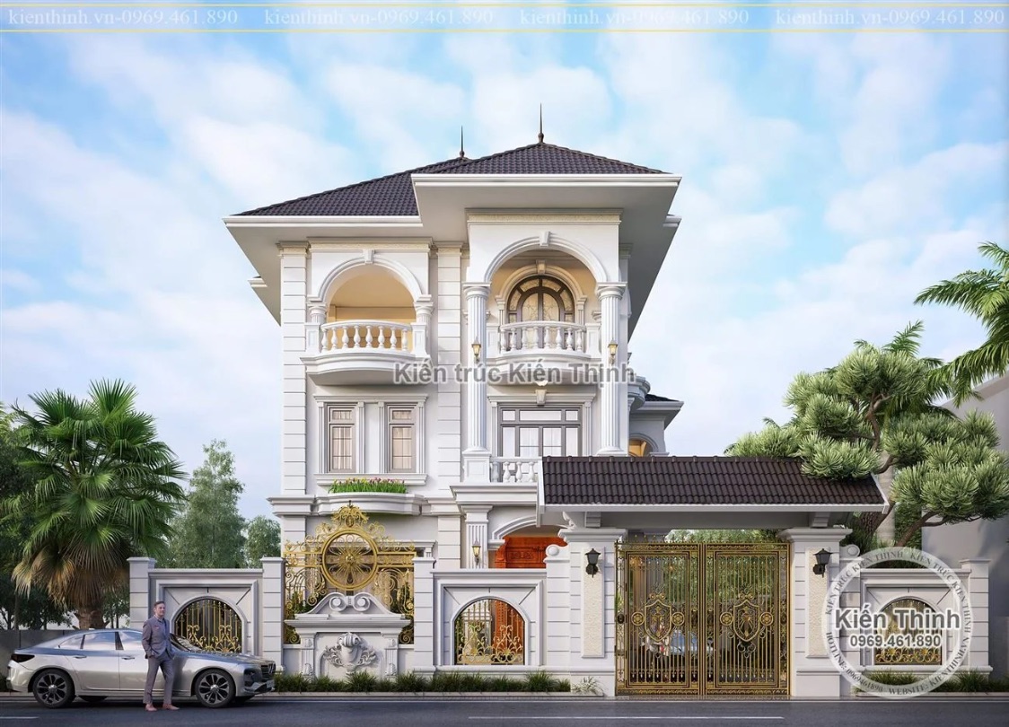 Hệ cửa với những đường nét hoa văn uốn lượn mềm mại kết hợp màu vàng đồng tạo nên vẻ đẹp sang trọng tựa như một cung điện nhỏ