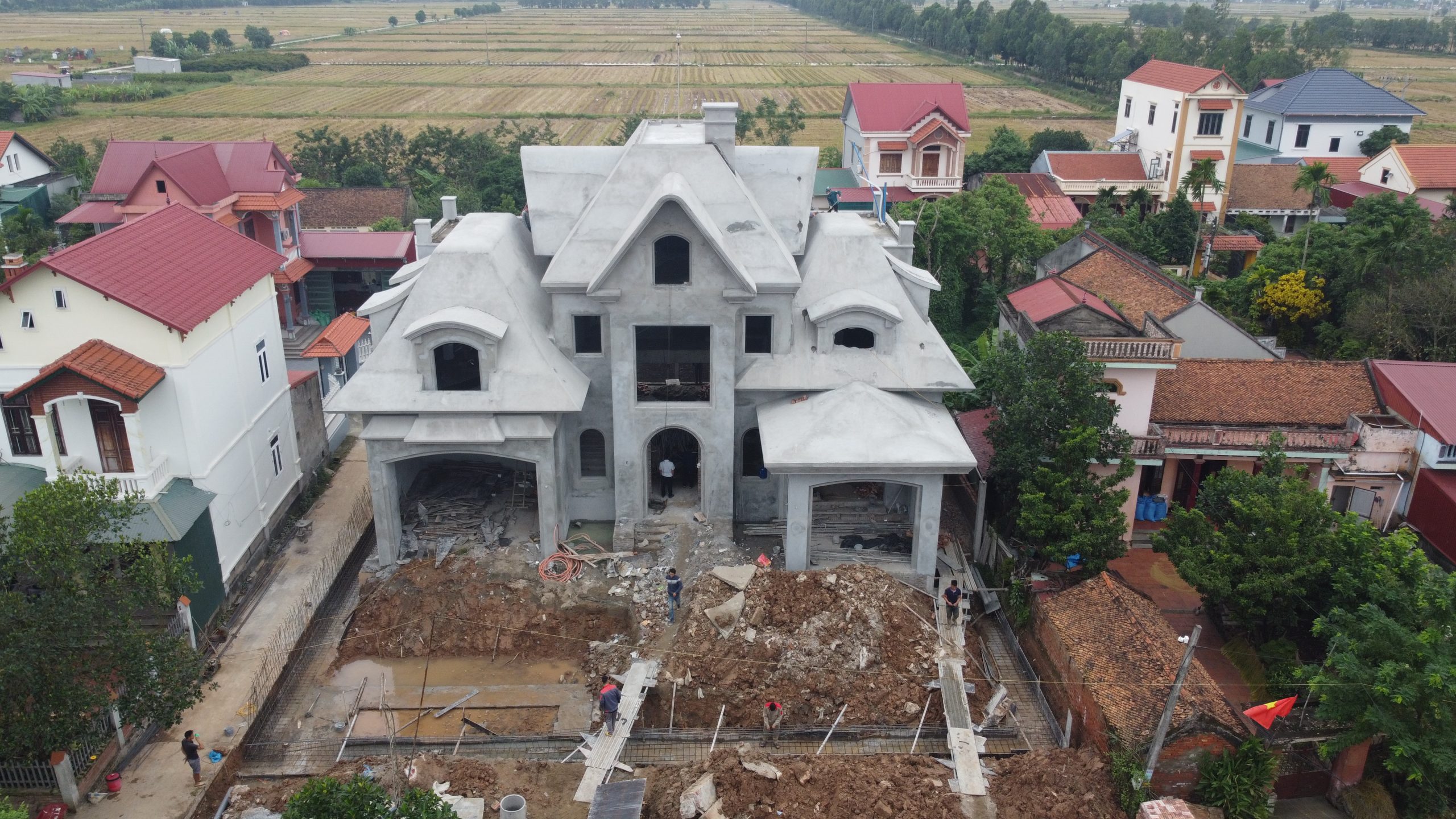 Công trình đã trát xong phần bên ngoài